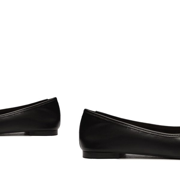 Women's Arissa Flats
