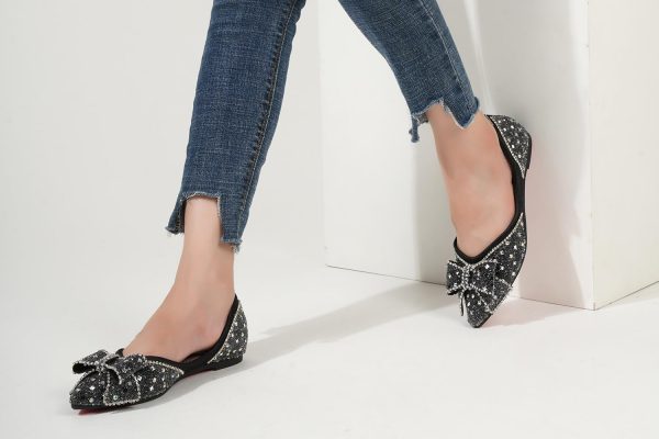 Flats Shoes Women Rhinestone Wedding Flats Comfort Pointed Toe Ballet Flat Shoe Low Heel Dress Shoes Sparkly Flats for Women