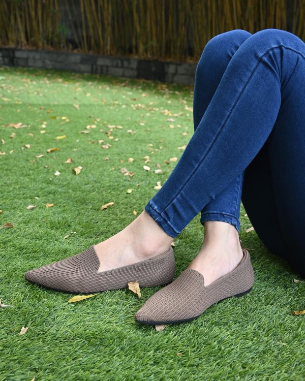 Pointed Toe Flats for Women Knit Ballet Flats Dress Shoes Comfortable Slip on Women Flats for Dressy Casual Office Work Foldable