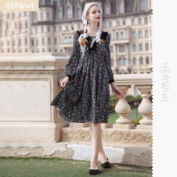 Women's Floral Collar Flats
